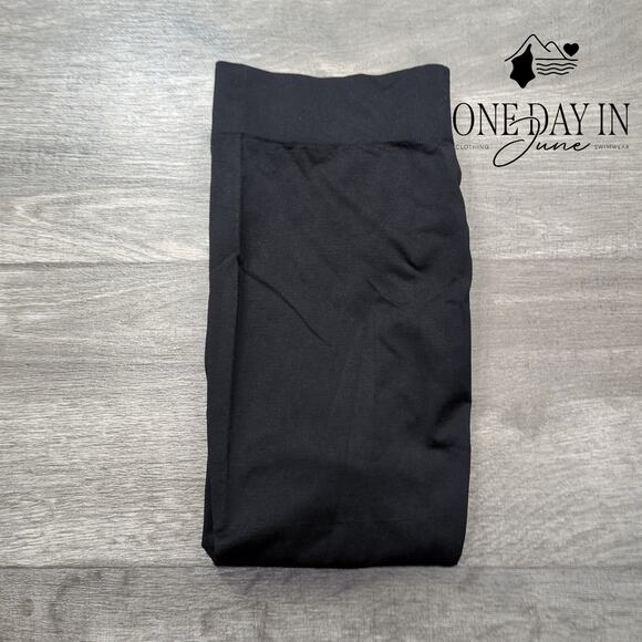 Just One Leggings Size M - Picture 6 of 6